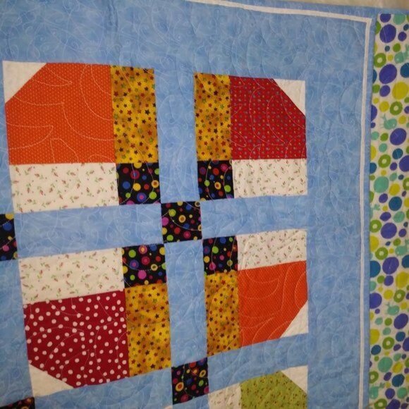 Hand made New Baby quilt multicolor patch bright colorful snuggly soft 100% cott - Picture 2 of 11